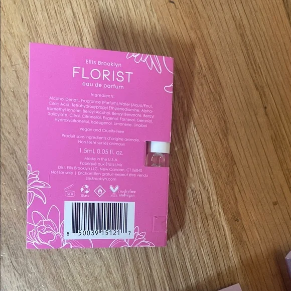 Prada and Ellis,  Marc jacob , Estée Lauder Perfume Samples - Picture 4 of 14